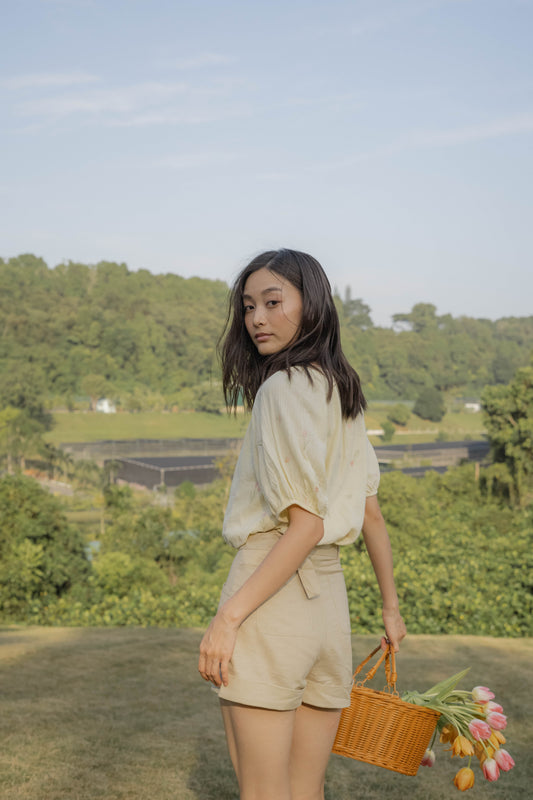 Weekender Buckle Shorts (Tea)