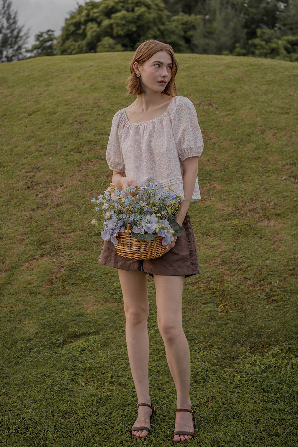 Hana Puffy Sleeved Blouse (Hydrangea Blue)