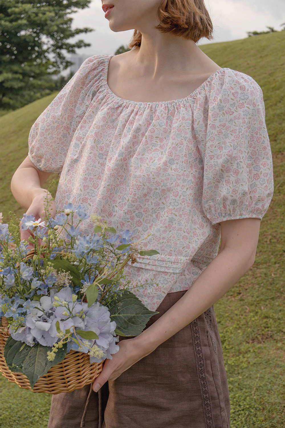 Hana Puffy Sleeved Blouse (Hydrangea Blue)