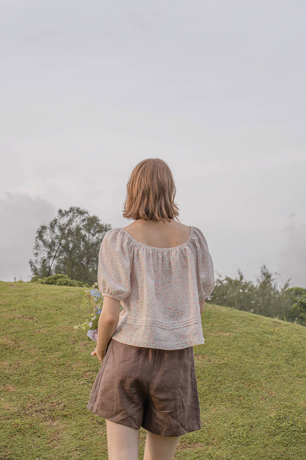 Hana Puffy Sleeved Blouse (Hydrangea Blue)