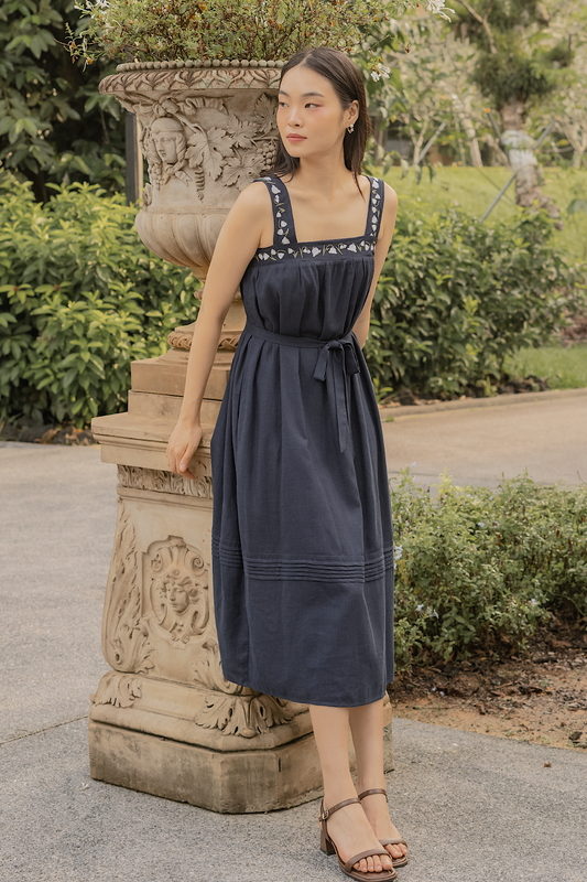 Lily of the Valley Embroidery Tent Dress (Navy)