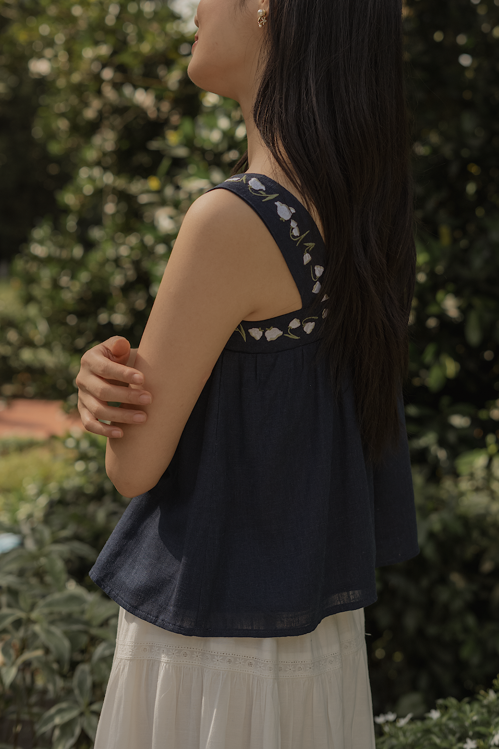 Lily of the Valley Embroidery Tent Top (Navy)