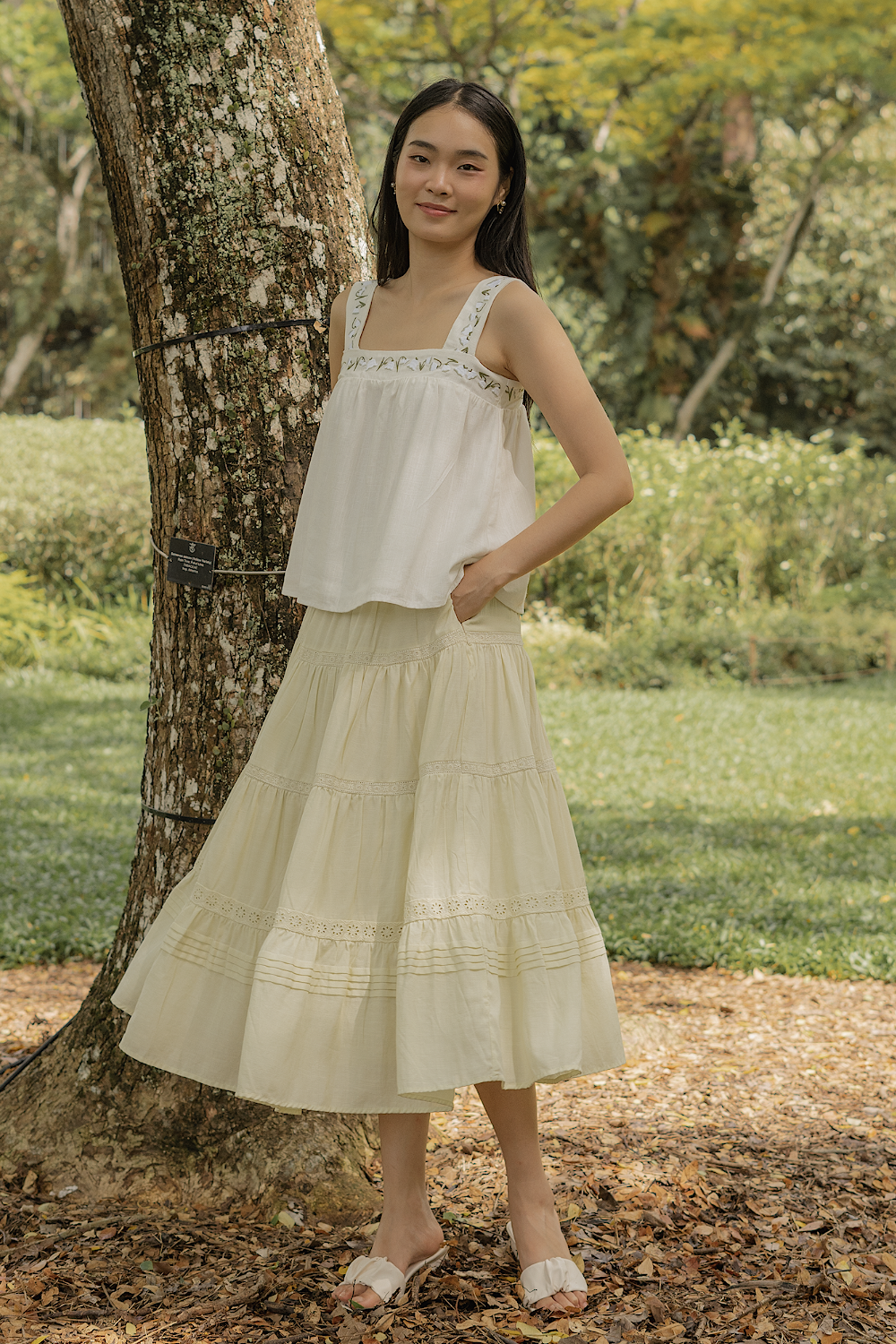 Lily of the Valley Embroidery Tent Top (White)