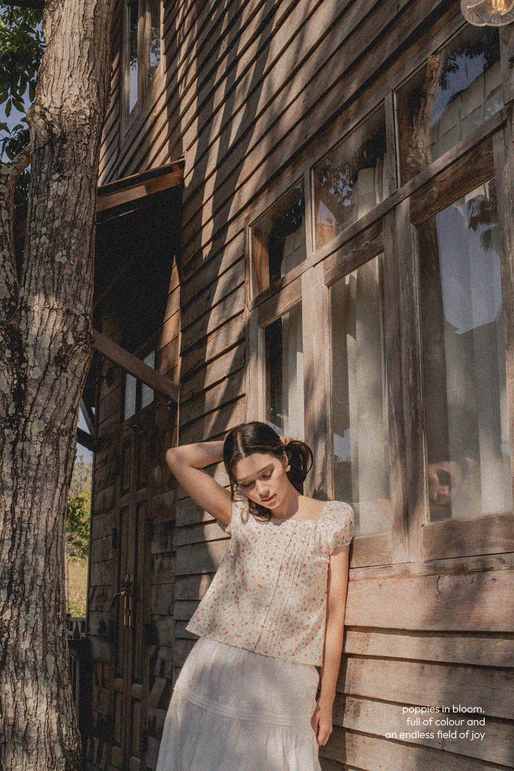 Poppies Button Blouse (Vibrant Blue)