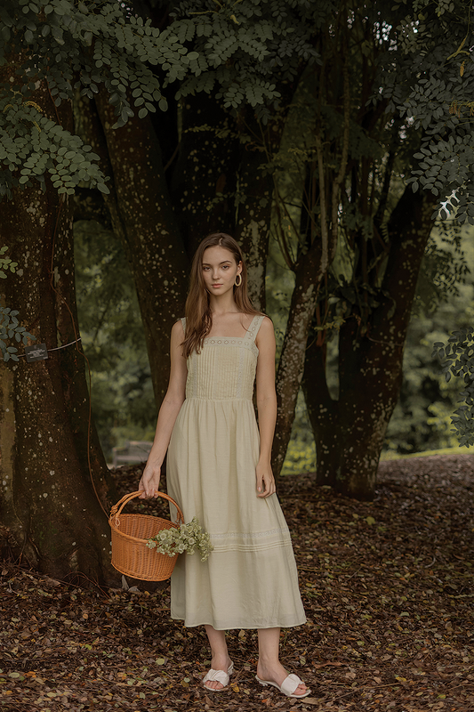 Solace Pintuck Dress (Tea)