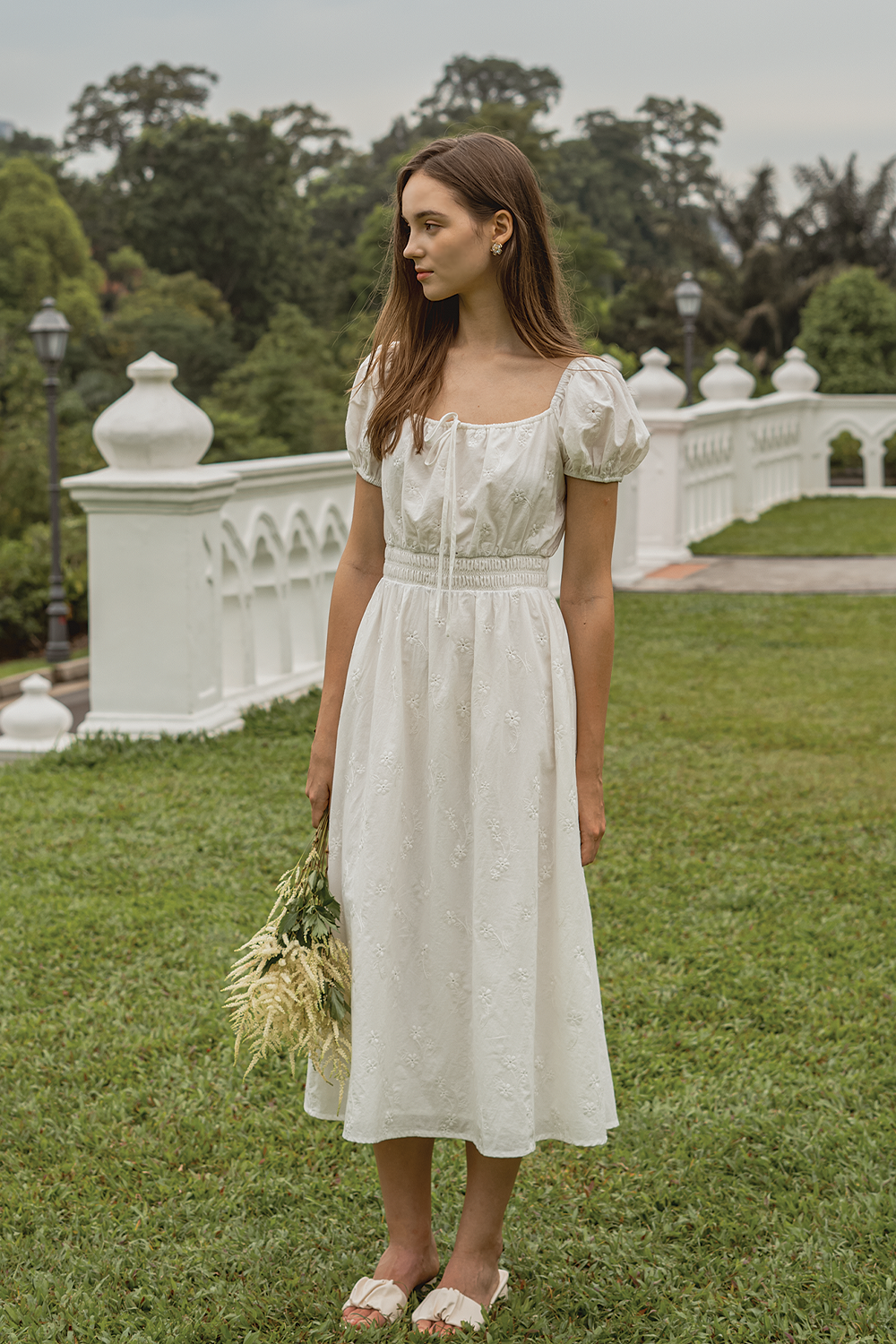 Meadows Broderie Bubble Sleeve Dress (White)