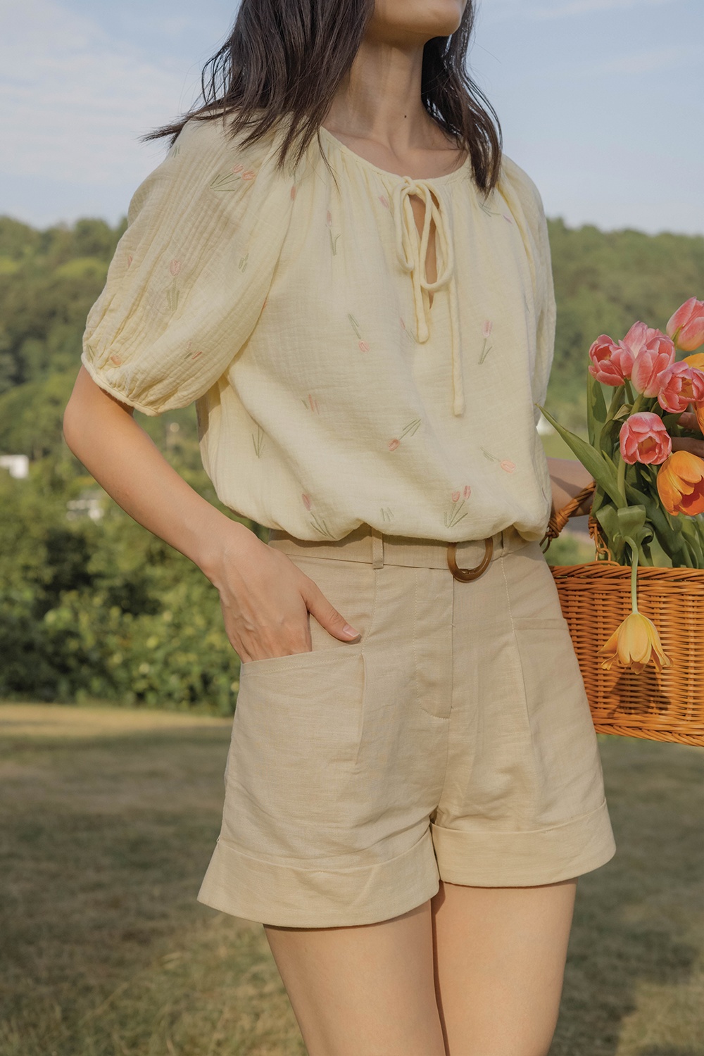 Weekender Buckle Shorts (Tea)