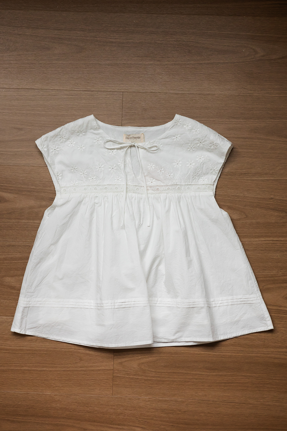 [B-goods] Meadows Broderie Relaxed Blouse (White)