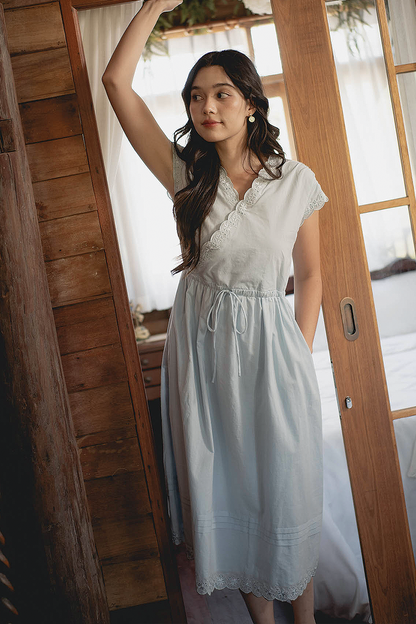 Clover Broderie Relaxed Drawstring Dress (Ice Blue)