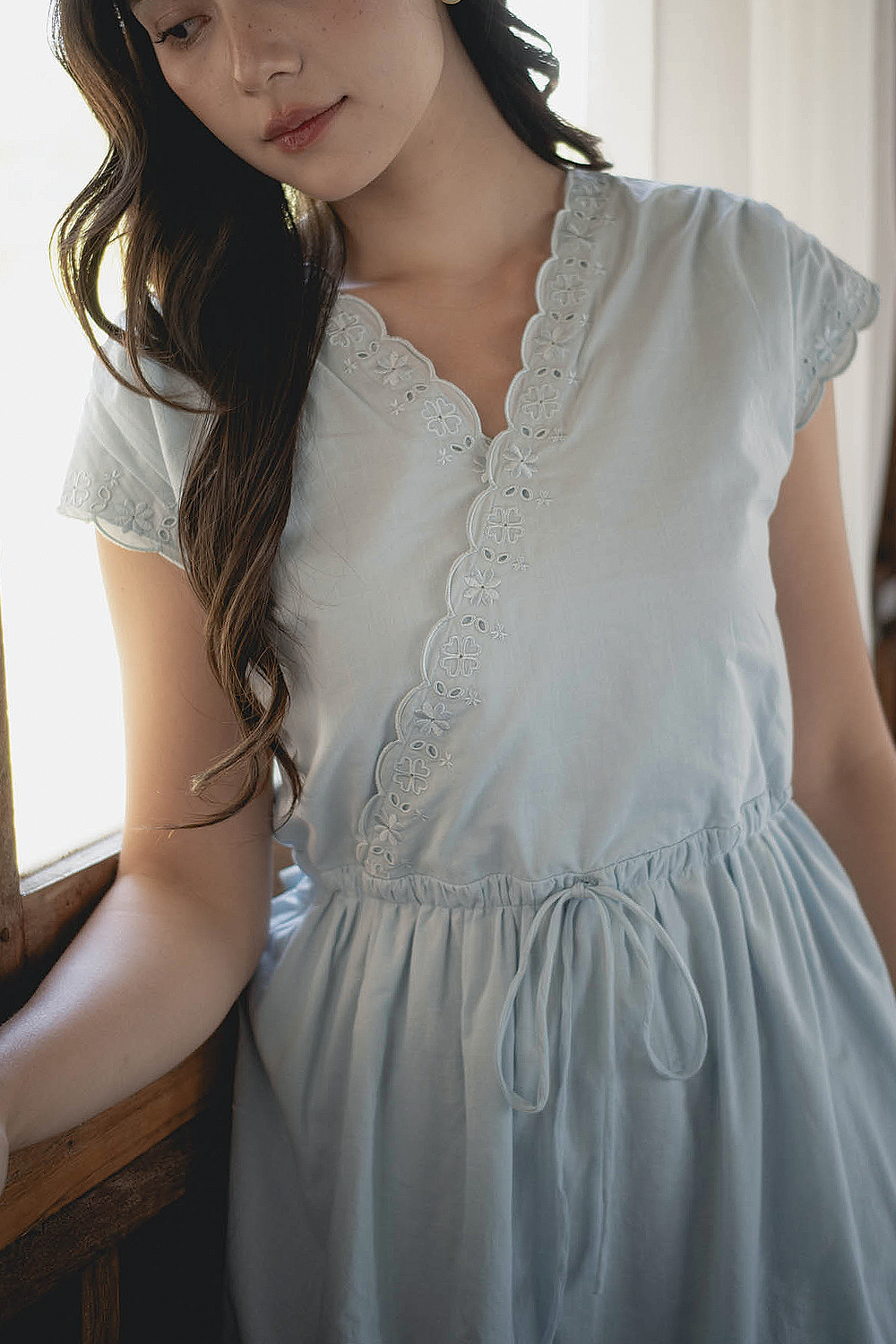 Clover Broderie Relaxed Drawstring Dress (Ice Blue)