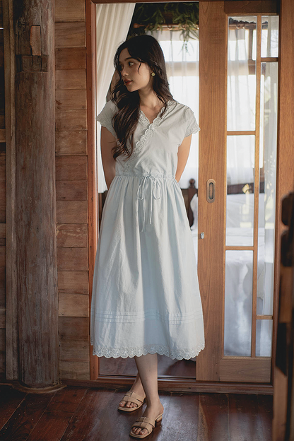 Clover Broderie Relaxed Drawstring Dress (Ice Blue)