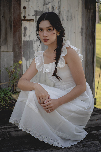 Clover Broderie Square Ruffle Dress (White)