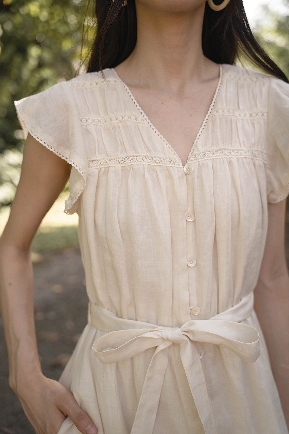 Floret Flutter Dress (Soft Oat)