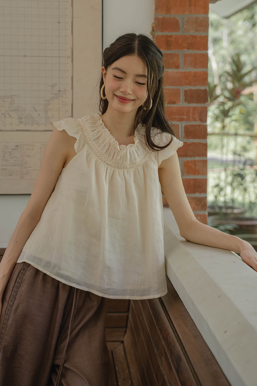 Floret Gathered Blouse (Soft Oat)