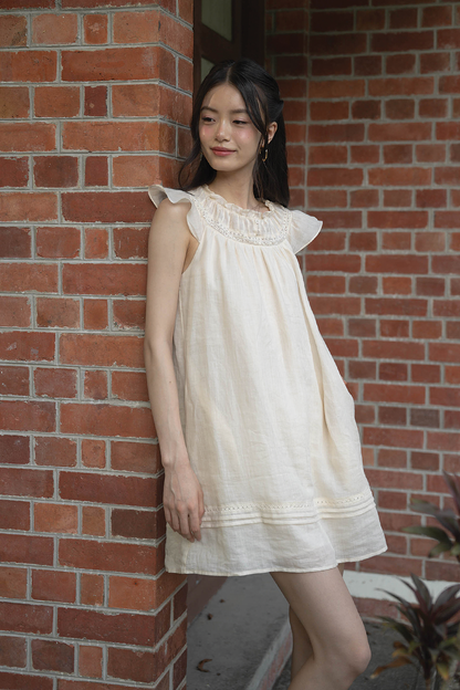 Floret Gathered Dress (Soft Oat)