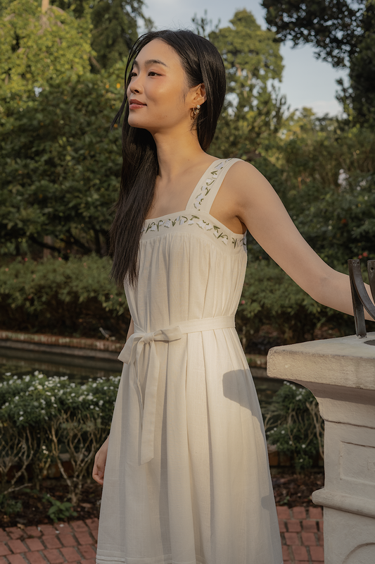 Lily of the Valley Embroidery Tent Dress (White)