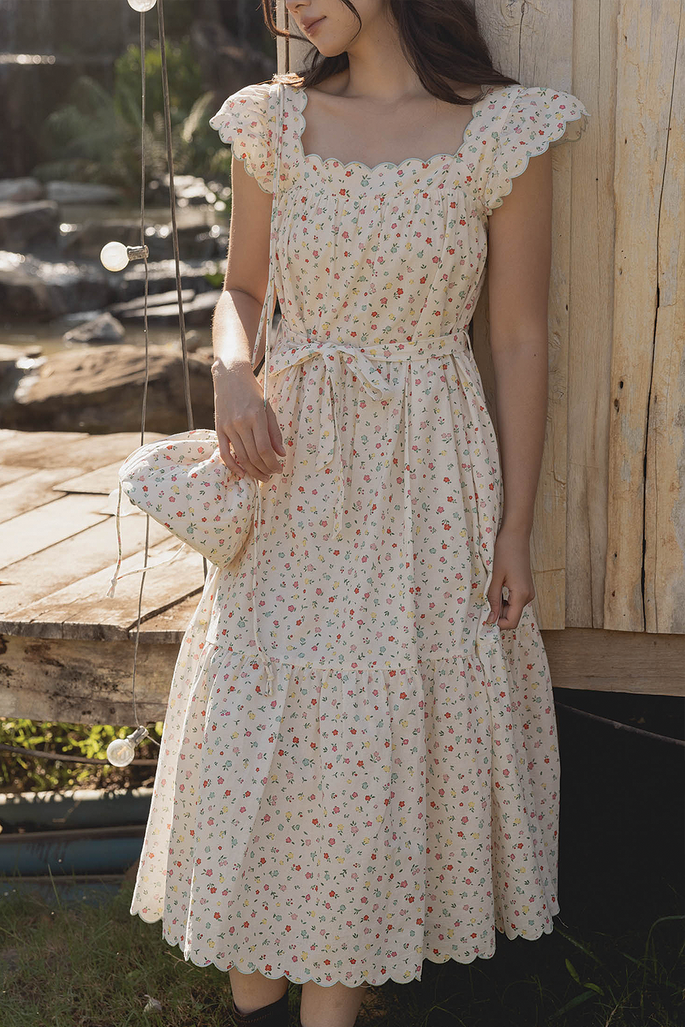 Poppies Scallop Hem Dress (Vibrant Blue)