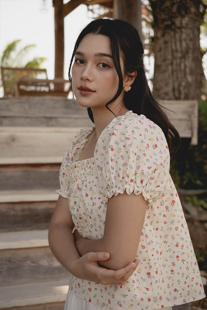 Poppies Puffy Blouse (Vibrant Blue)