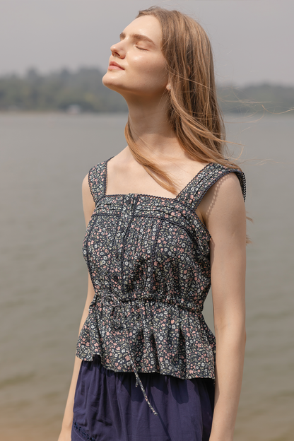 Bloom Pintuck Drawstring Top (Navy)