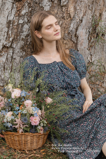 Bloom Puffy Button Down Dress (Navy)