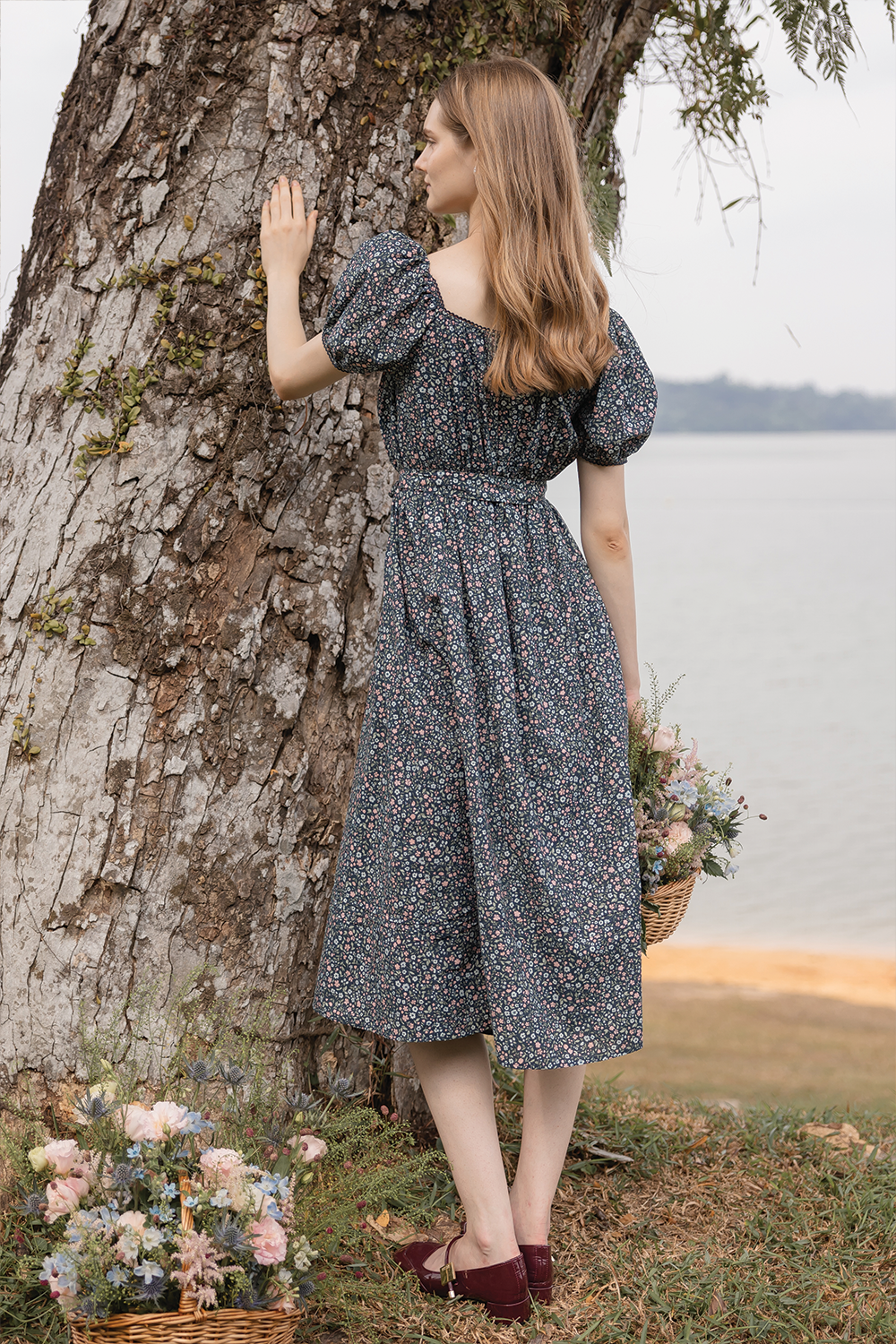 Bloom Puffy Button Down Dress (Navy)