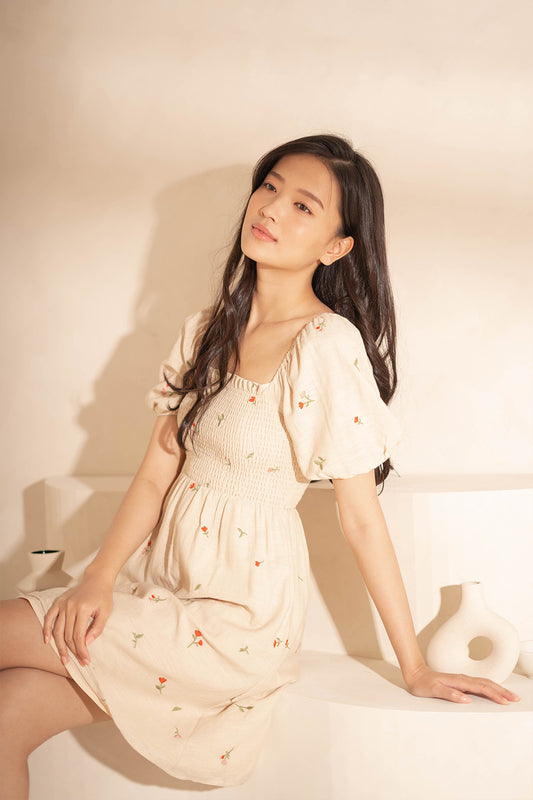 Chérie Shirred Puff Sleeve Dress (Ivory)