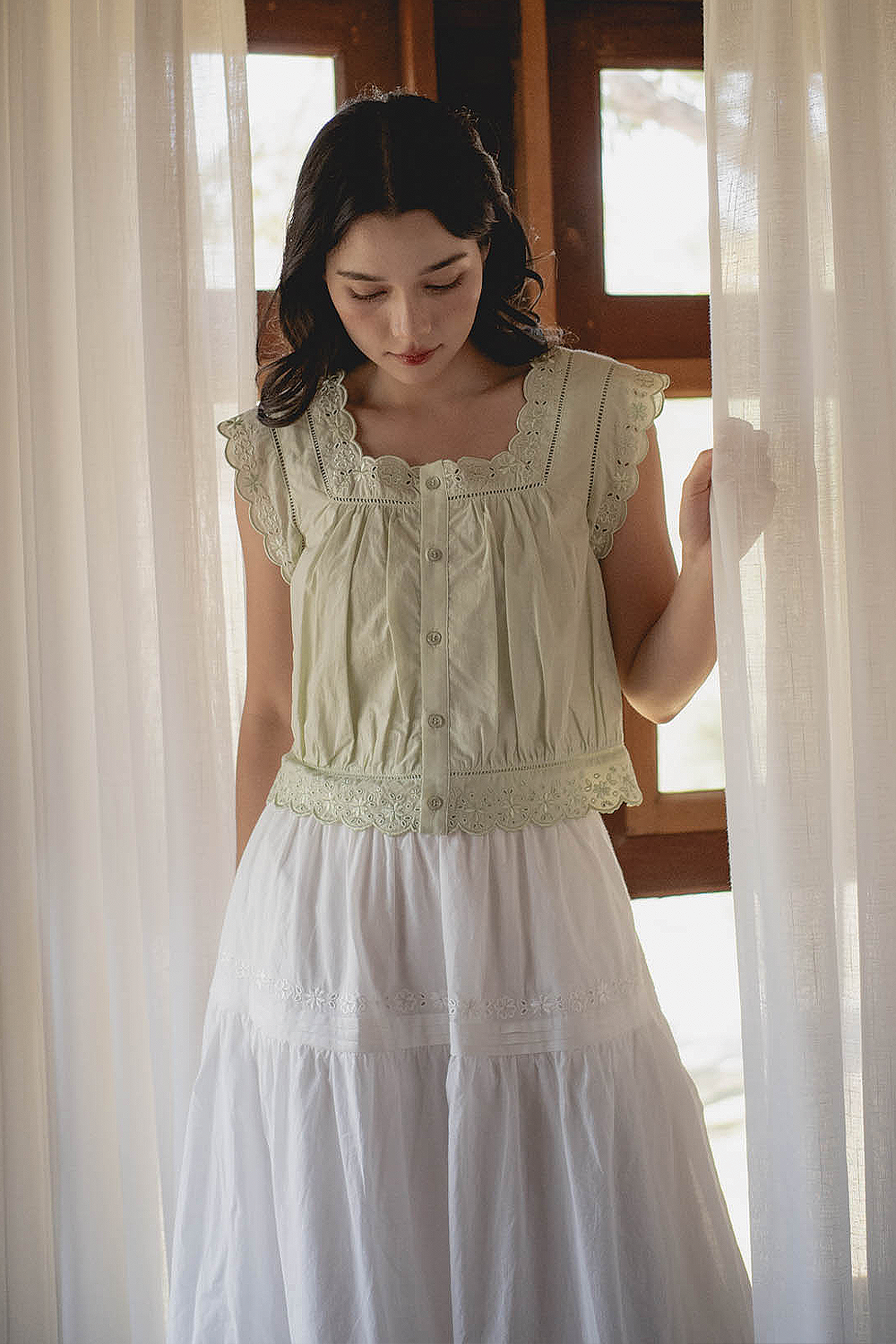 Clover Broderie Square Blouse (Sage)