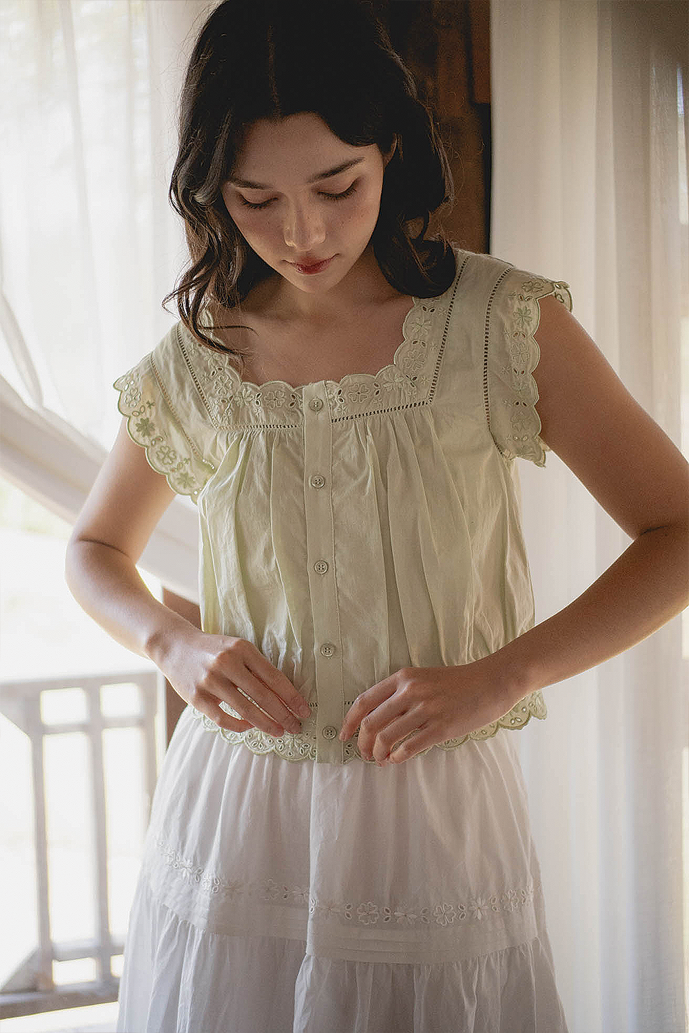 Clover Broderie Square Blouse (Sage)
