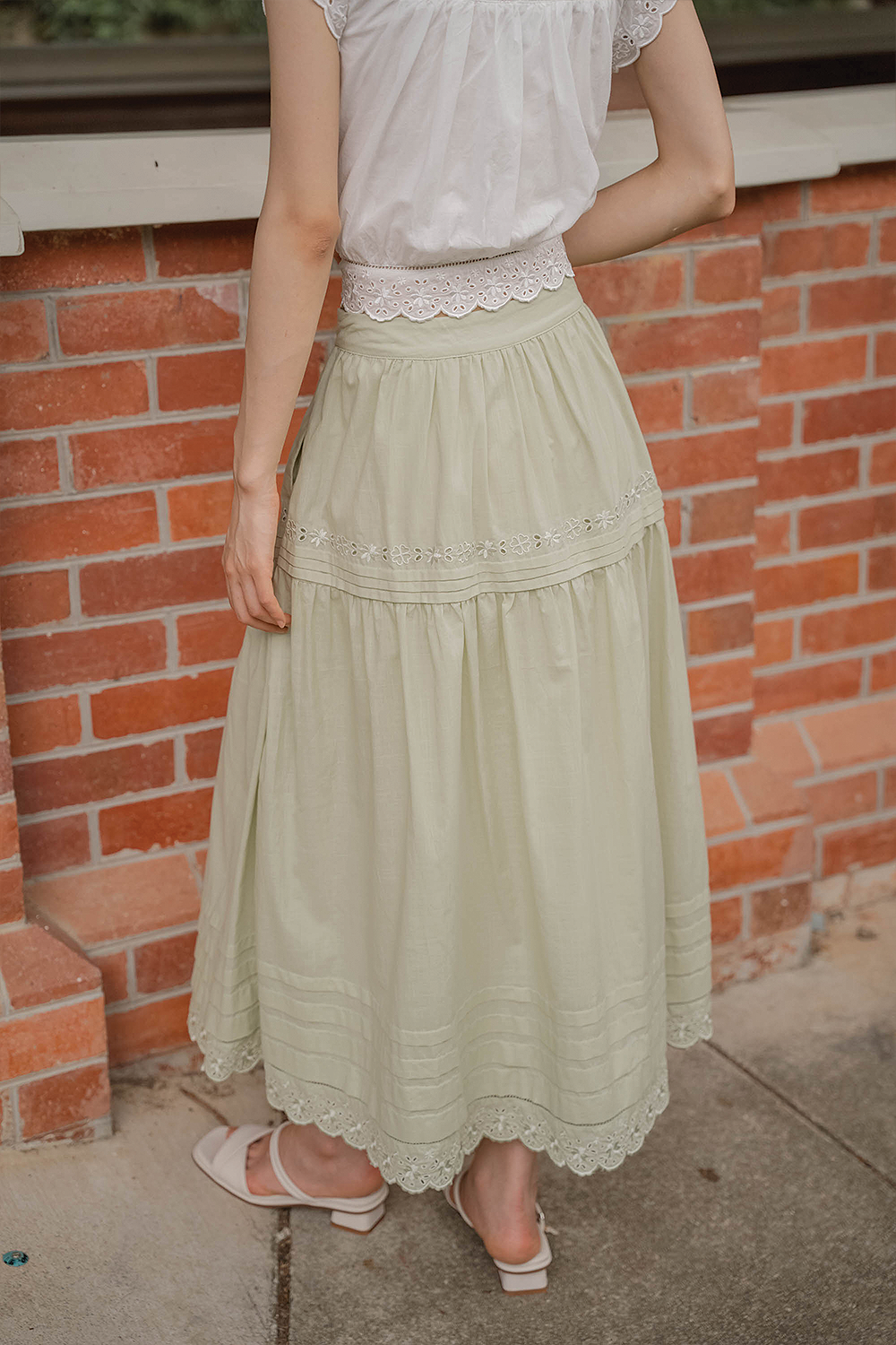 Clover Broderie Maxi Skirt (Sage)