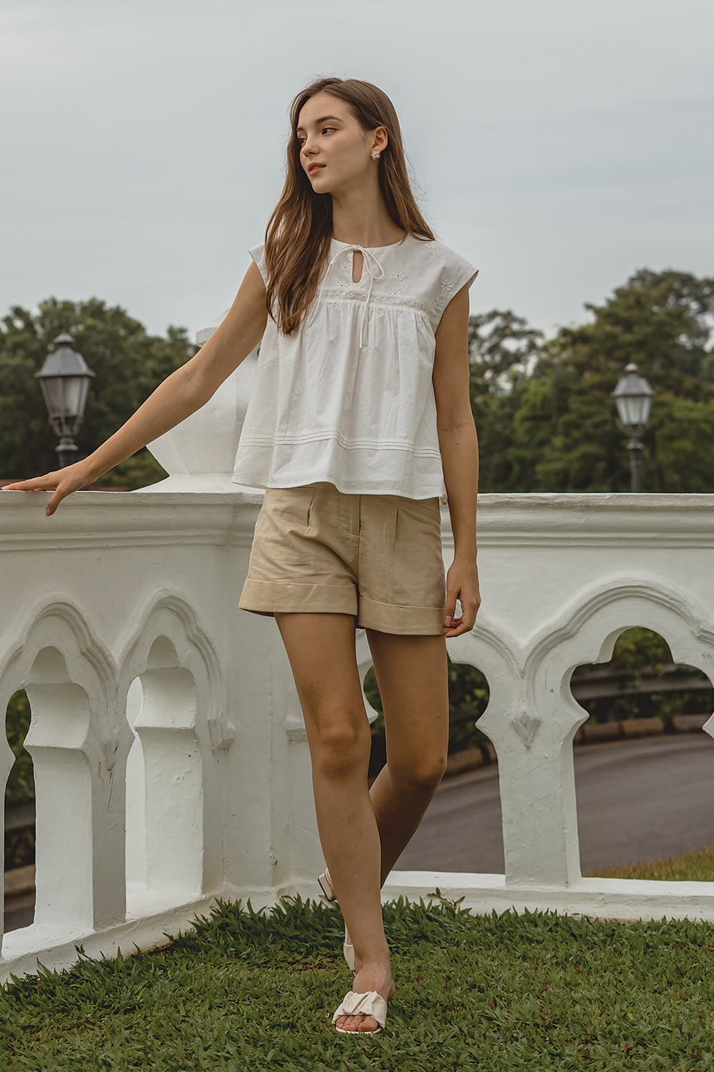 Meadows Broderie Relaxed Blouse (White)