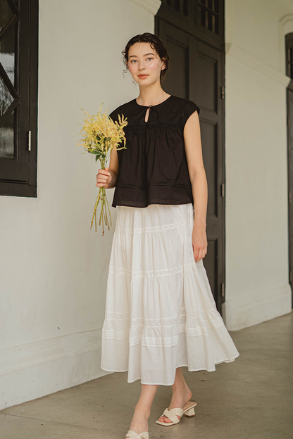 Meadows Broderie Relaxed Blouse (Black)