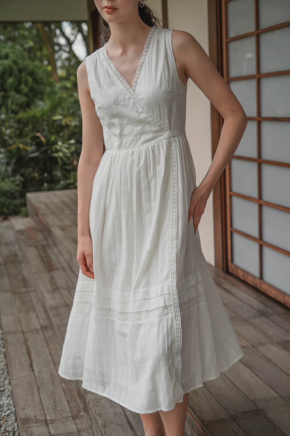 Shoji Wrap Dress (White)