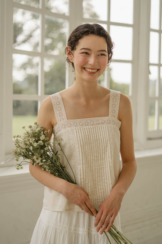 Solace Pintuck Square Top (Natural)