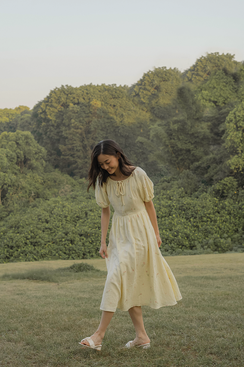 Tulips Embroidery Knotted Dress (Daylight)